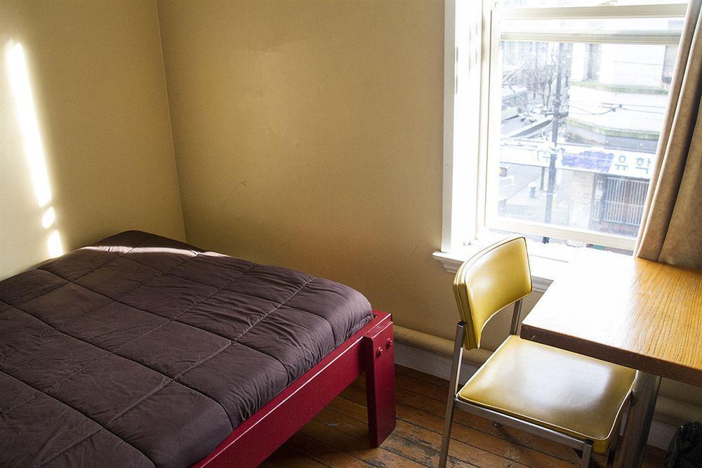 The Cambie Hostel Seymour Βανκούβερ Εξωτερικό φωτογραφία